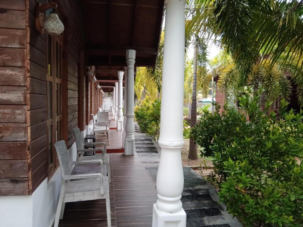 Elegant Green Beach Resort Trincomalee Buitenkant foto