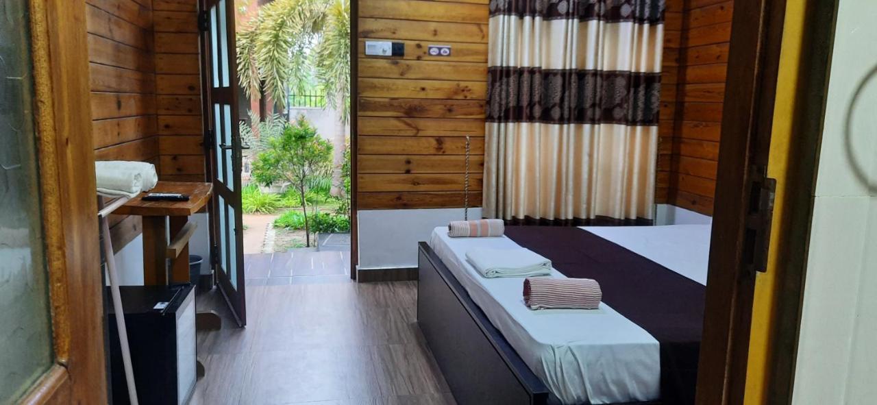 Elegant Green Beach Resort Trincomalee Buitenkant foto