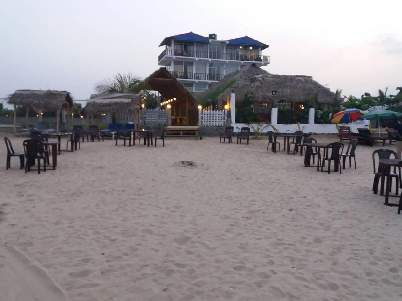 Elegant Green Beach Resort Trincomalee Buitenkant foto
