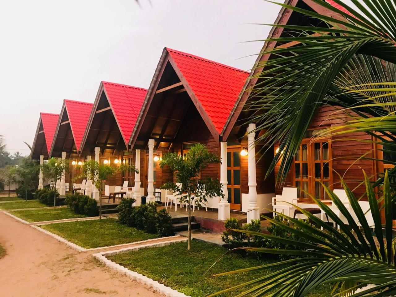 Elegant Green Beach Resort Trincomalee Buitenkant foto