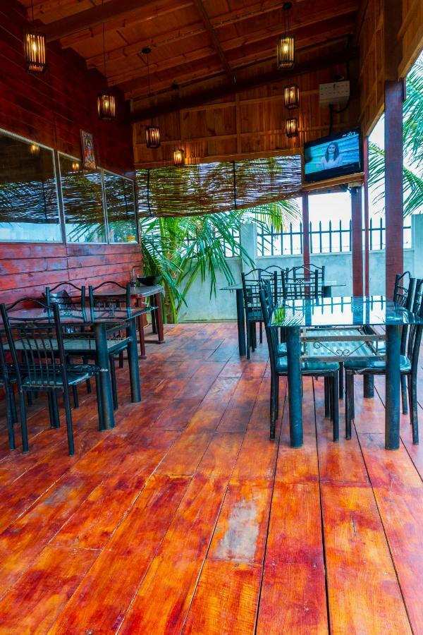 Elegant Green Beach Resort Trincomalee Buitenkant foto