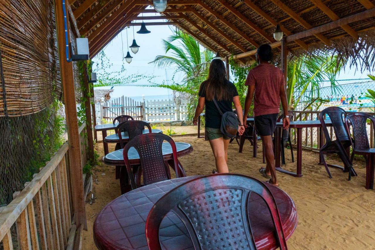 Elegant Green Beach Resort Trincomalee Buitenkant foto